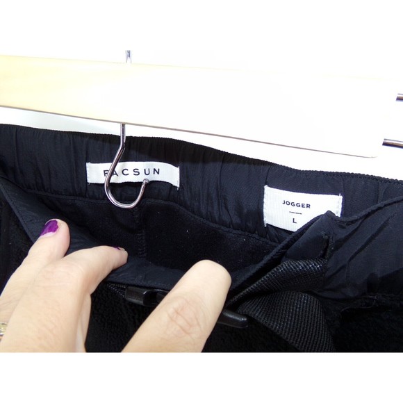 Women's PacSun sharpa Jogger Pant with built in belt, Size LG - Black pockets - Picture 5 of 9